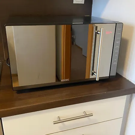 Moderne Naehe Hauptbahnhof 林茨